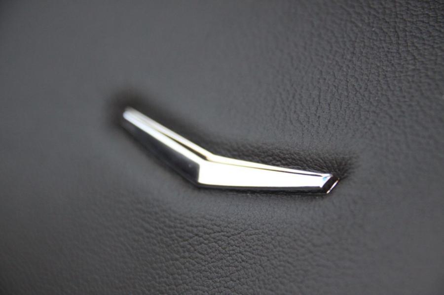  Cadillac CTS Sport Wagon 2010 года  (фото 12 из 53)